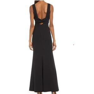 Lulu's Elegant Black Maxi Dress